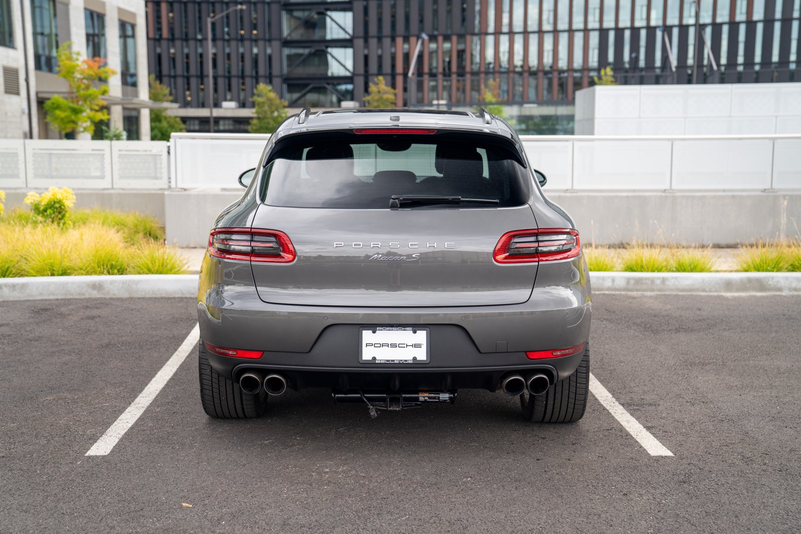 Used 2017 Porsche Macan S AWD/4WD image 7