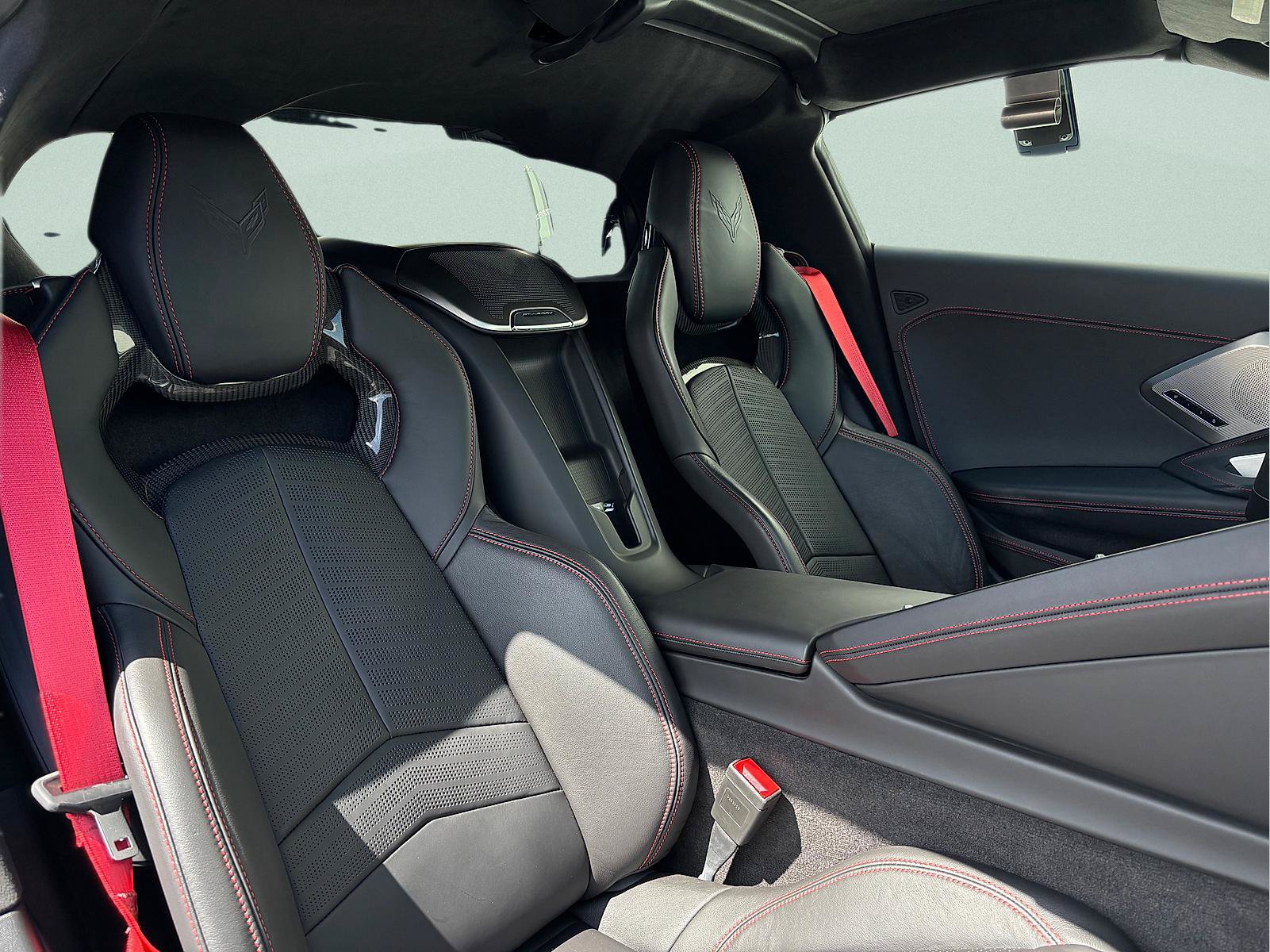 Used 2020 Chevrolet Corvette Stingray Premium Cpe w/ 3LT Preferred Equipment Group RWD image 31