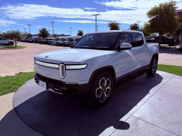 Used 2022 Rivian R1T Adventure AWD/4WD image 3