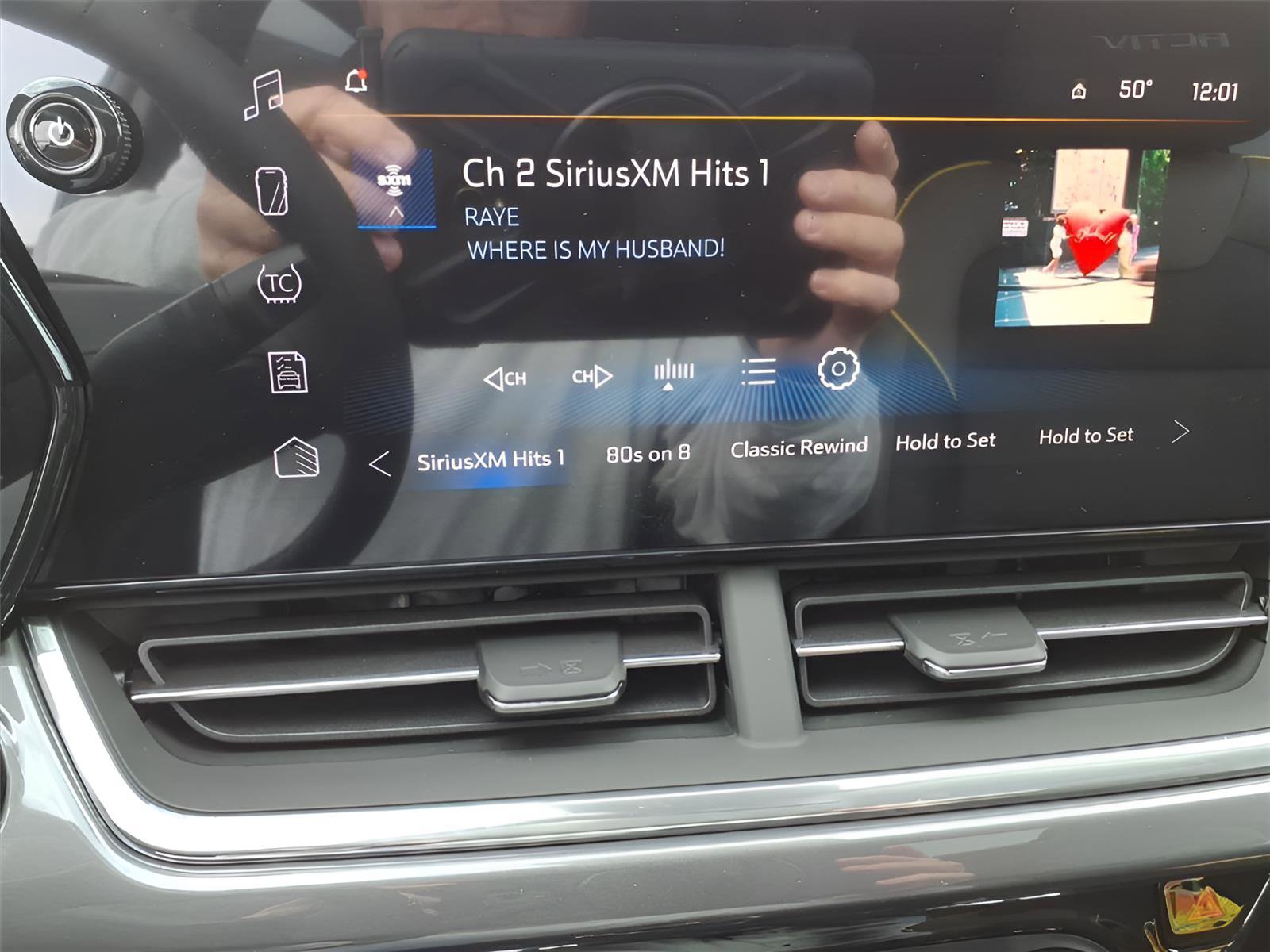 New 2026 Chevrolet Trax ACTIV w/ Sunroof Package image 21