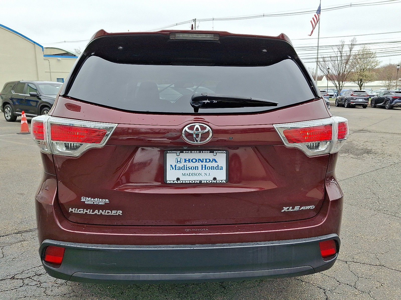 Used 2014 Toyota Highlander XLE image 8