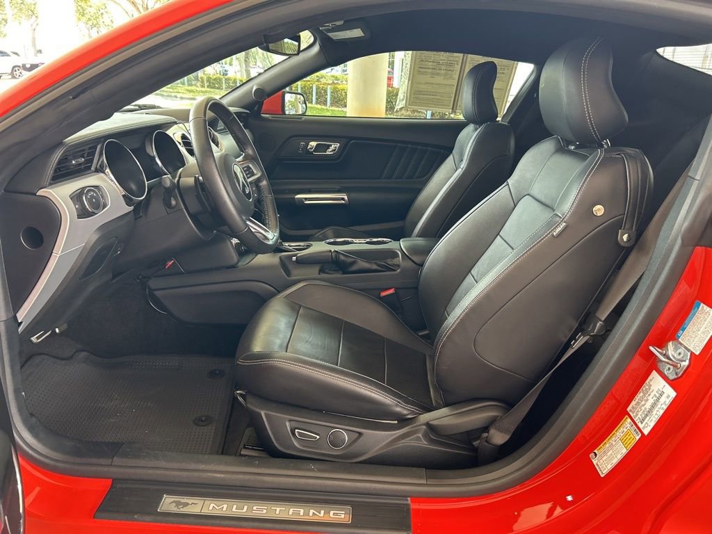 Used 2015 Ford Mustang GT Premium RWD image 9