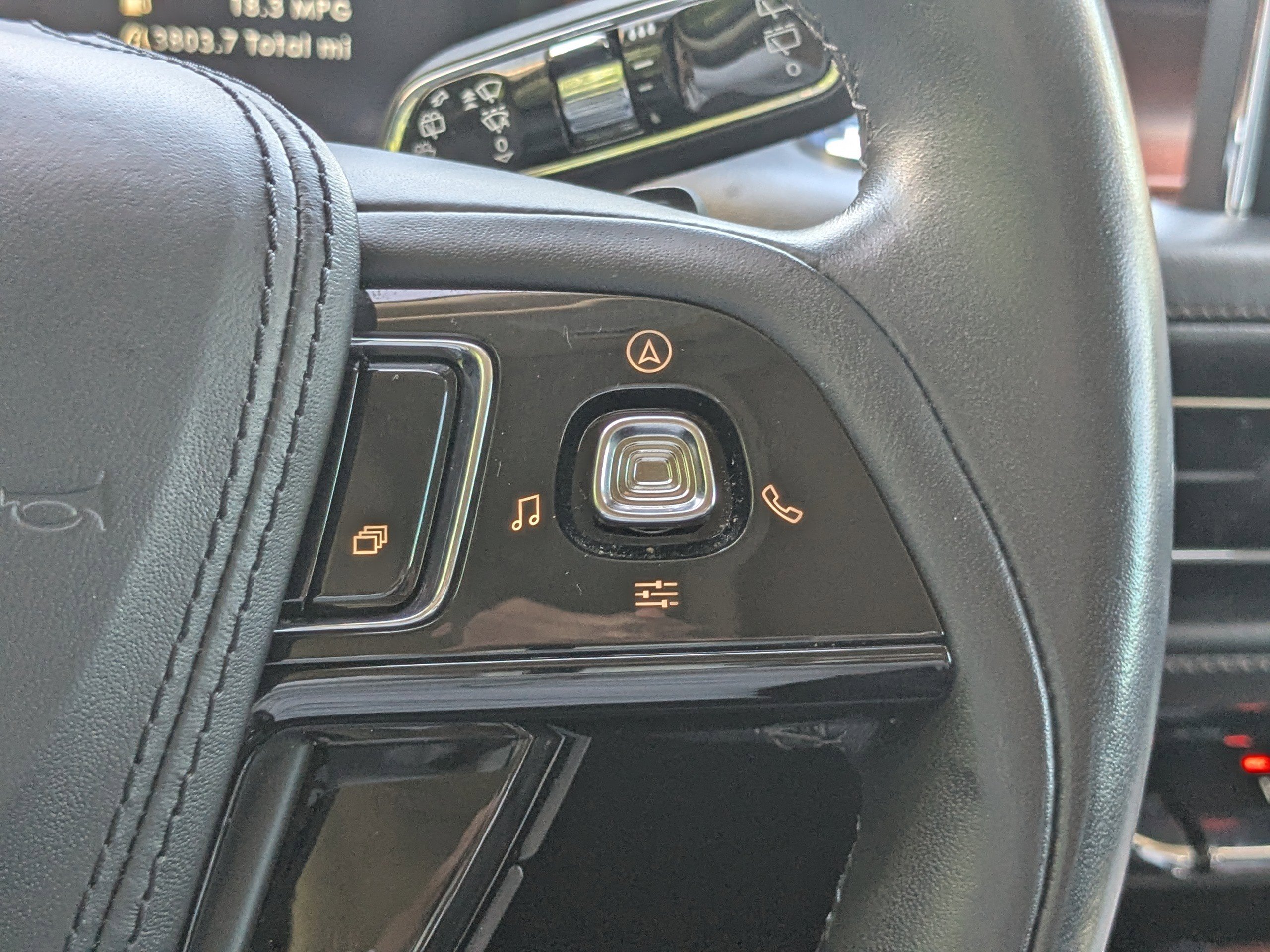 Used 2021 Lincoln Aviator Reserve w/ Equipment Group 201A AWD/4WD image 25