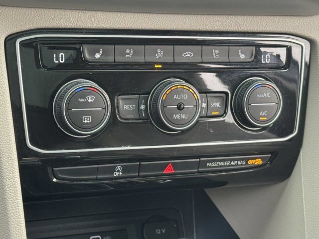 Used 2021 Volkswagen Atlas SEL Premium AWD/4WD image 17