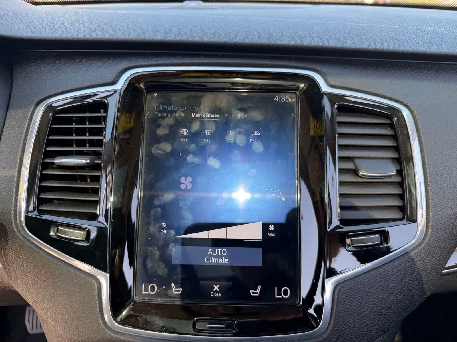 Used 2018 Volvo XC90 T6 Momentum w/ Convenience Package AWD/4WD image 13