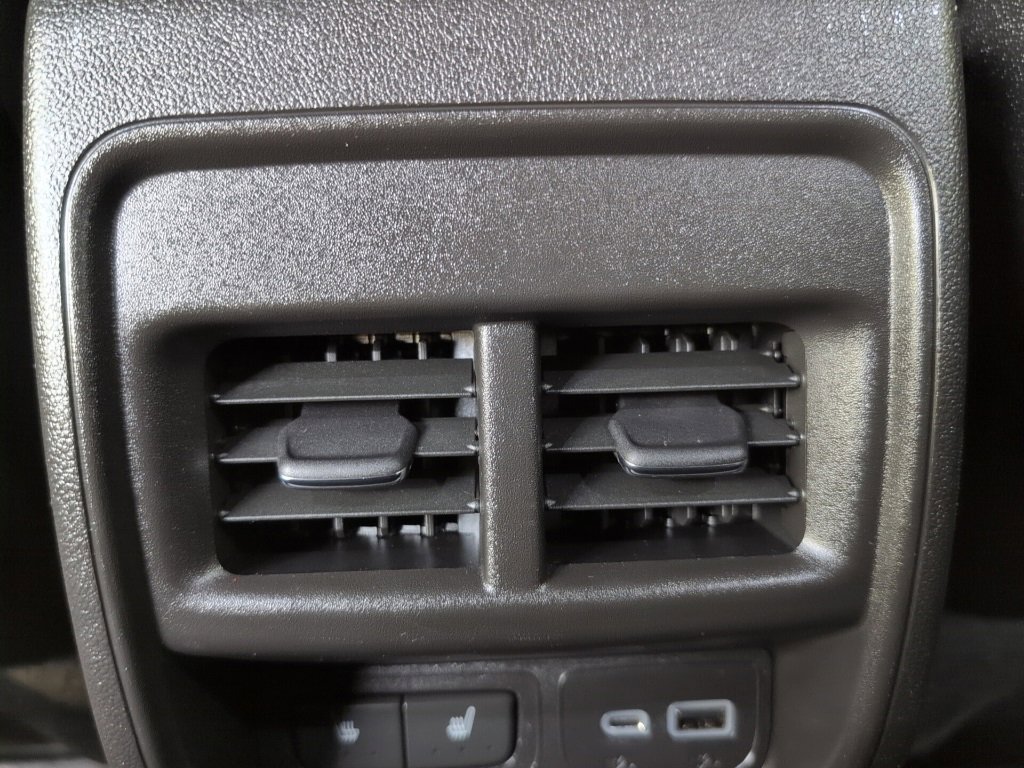 Used 2019 Cadillac XT4 Premium Luxury w/ Technology Package image 34