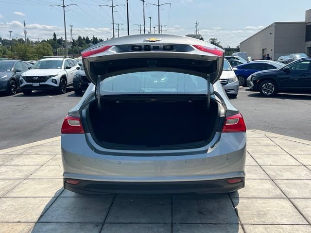 Used 2024 Chevrolet Malibu LT FWD image 12