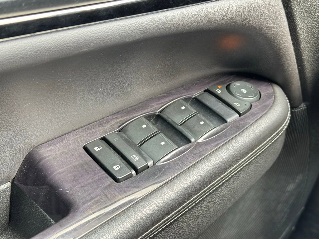 Used 2017 Buick Enclave Leather AWD/4WD image 31