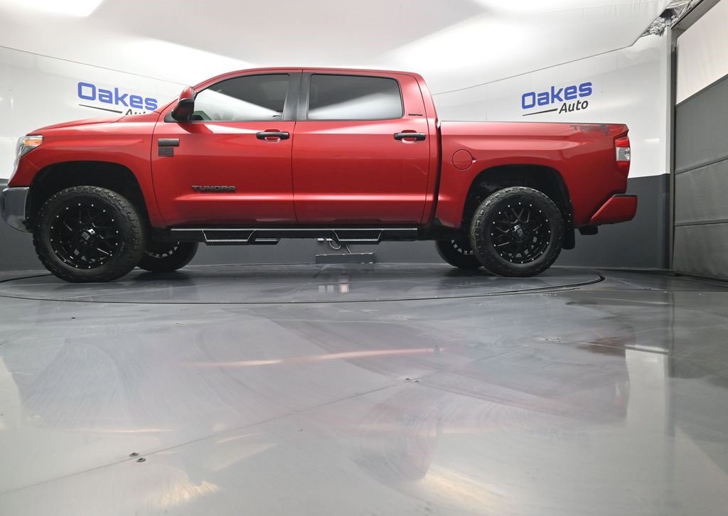 Used 2021 Toyota Tundra Limited w/ Limited Premium Package image 46