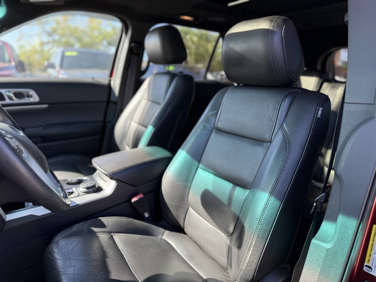 Used 2013 Ford Explorer XLT AWD/4WD image 12