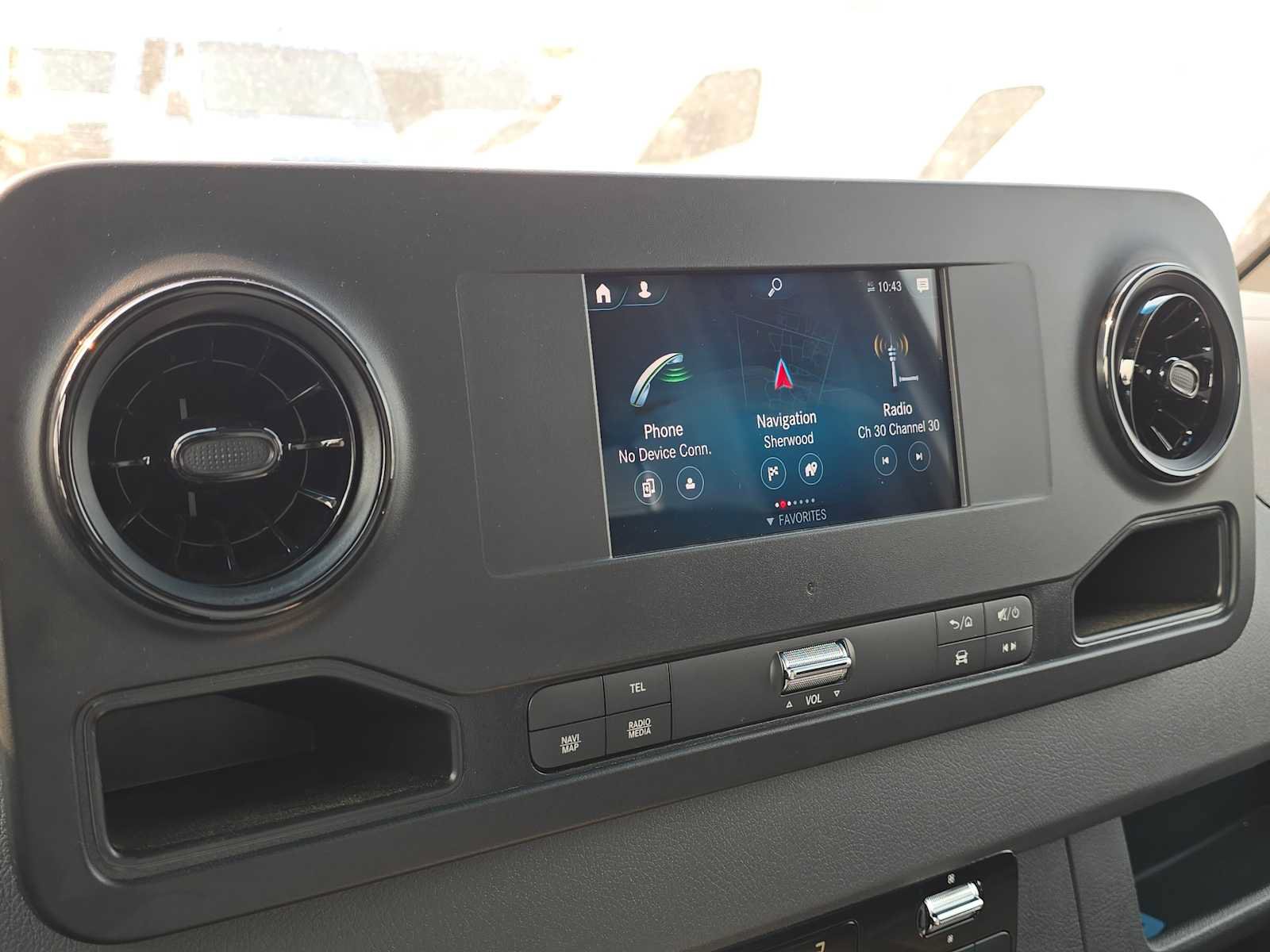 Used 2024 Mercedes-Benz Sprinter 3500 image 26