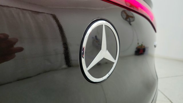 Used 2025 Mercedes-Benz EQE 350+ 4MATIC SUV w/ AMG Line Exterior Package image 86