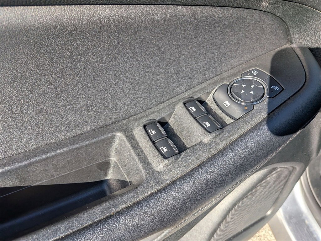 Used 2024 Ford Edge SEL image 13
