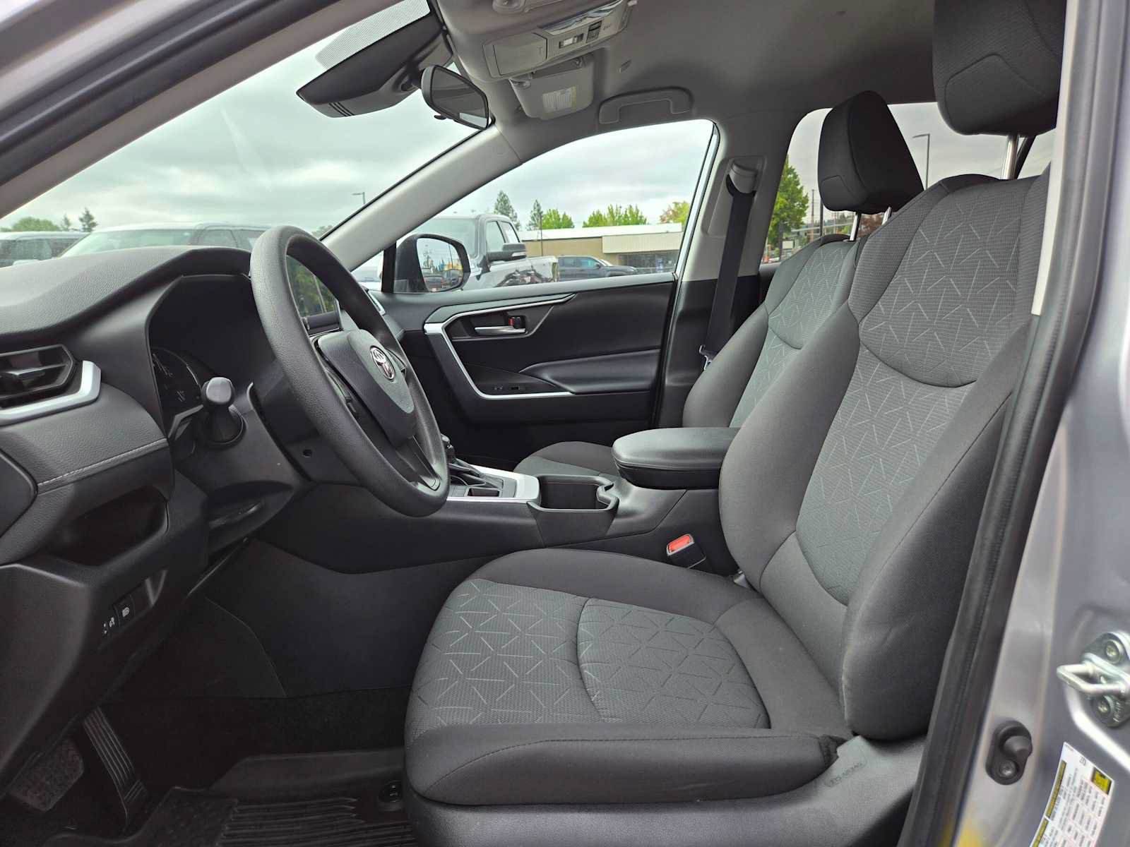 Used 2023 Toyota RAV4 XLE AWD/4WD image 20