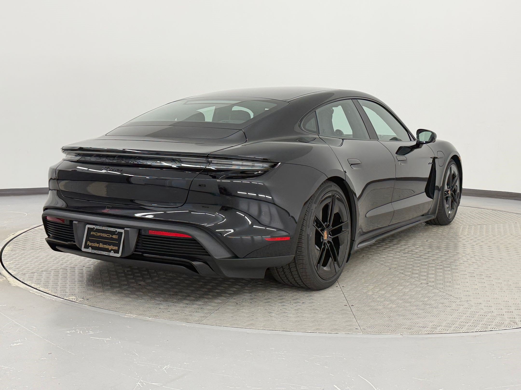 New 2026 Porsche Taycan RWD image 9