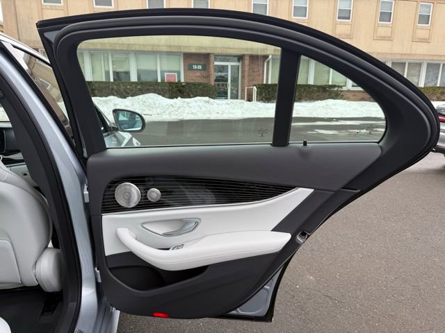 Used 2022 Mercedes-Benz E 350 4MATIC Sedan image 25