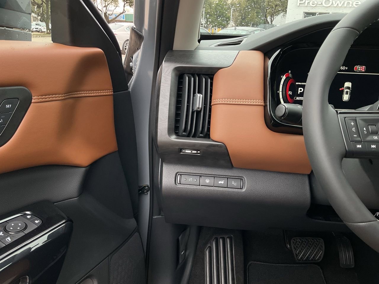 New 2026 Nissan Pathfinder Platinum image 26