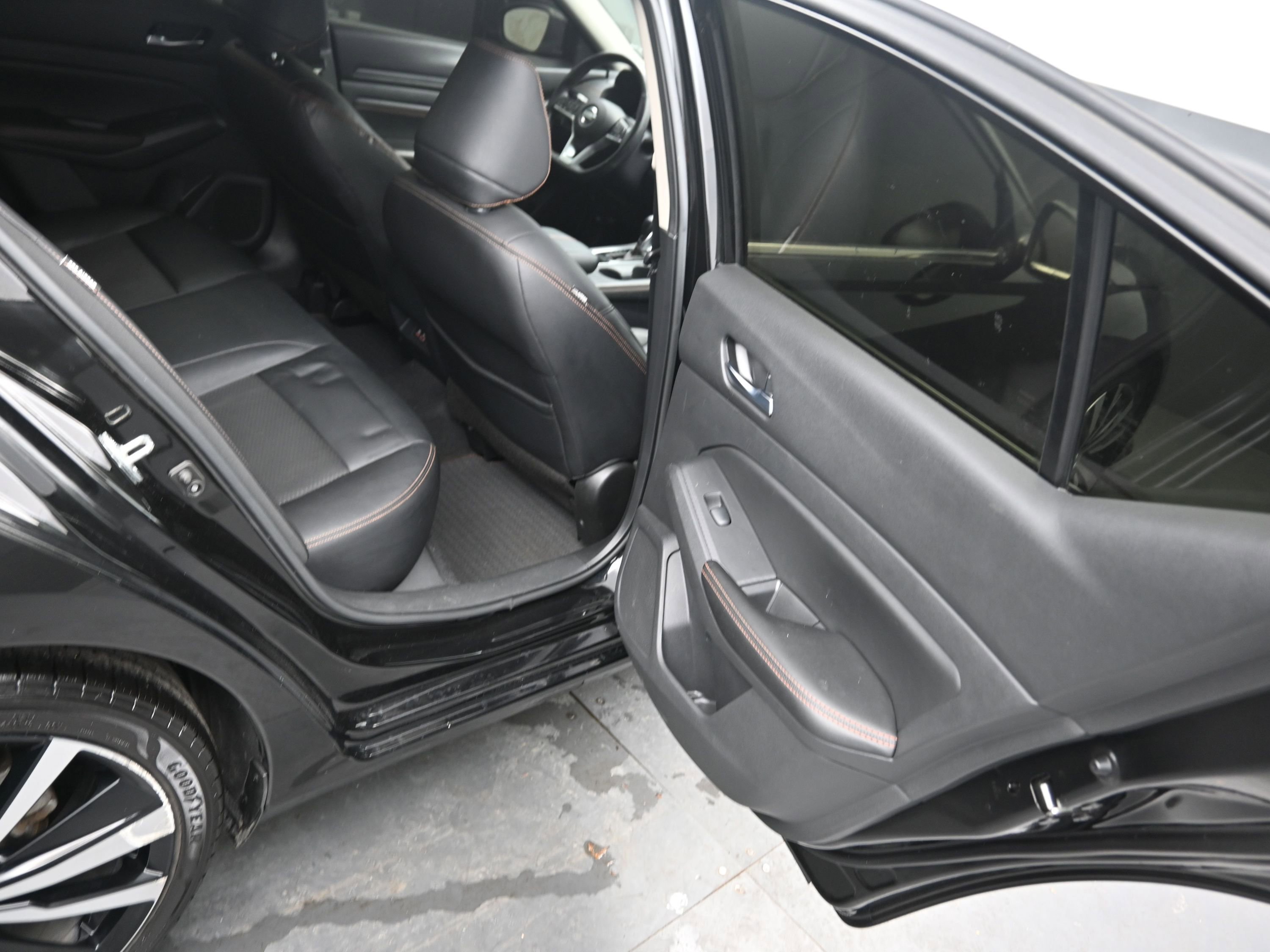 Used 2021 Nissan Altima 2.5 SR image 10