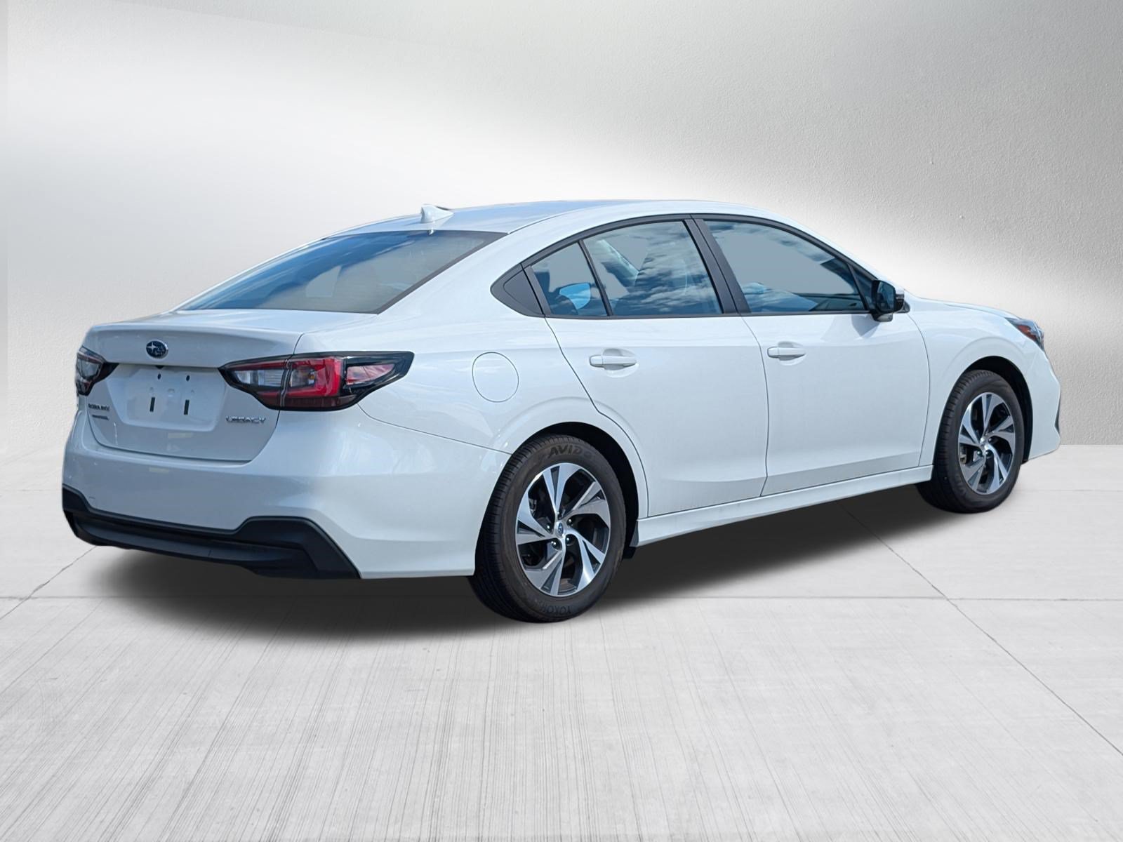 Used 2025 Subaru Legacy Premium AWD/4WD image 3