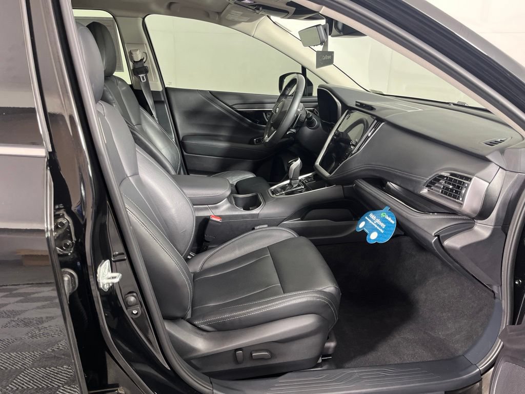 Used 2023 Subaru Outback Touring XT AWD/4WD image 4