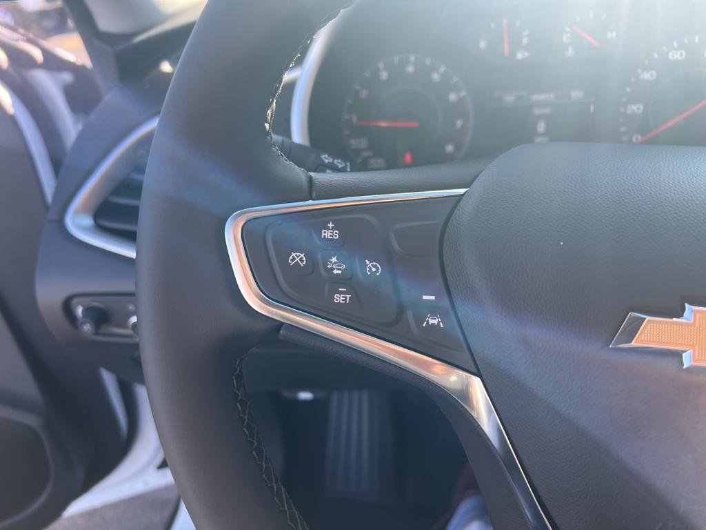 New 2025 Chevrolet Malibu LT w/ Sport Edition image 13