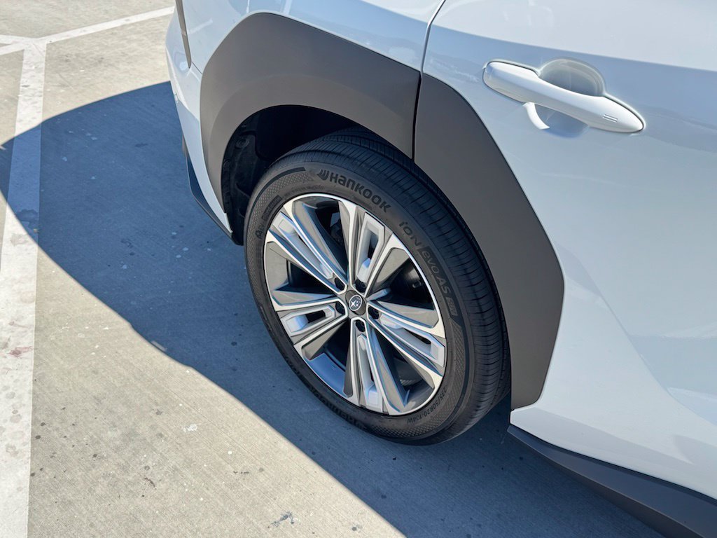 Certified 2023 Subaru Solterra AWD image 26
