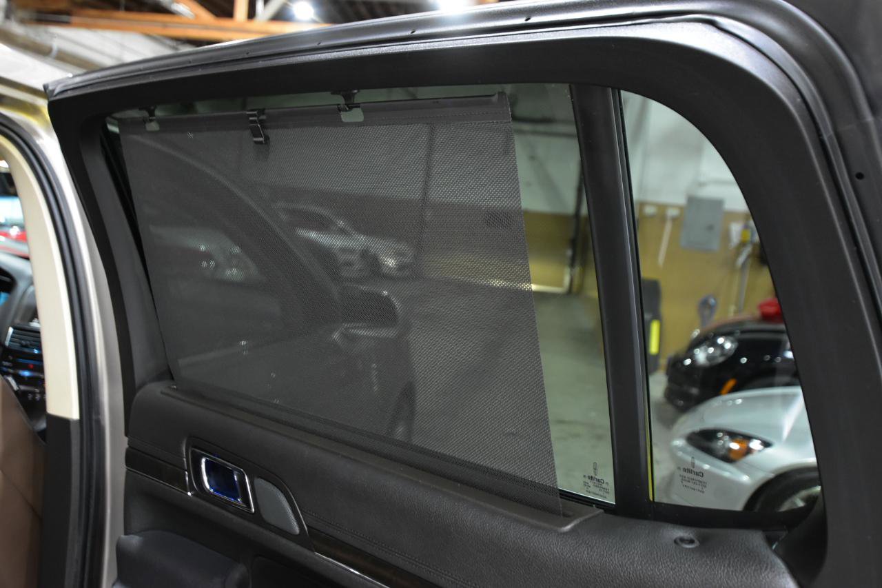 Used 2018 Lincoln MKT AWD w/ Technology Package image 46