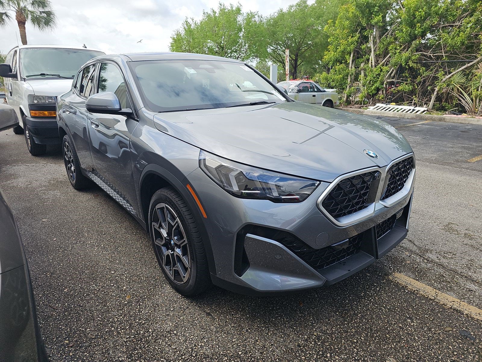 Used 2026 BMW X2 xDrive28i image 4