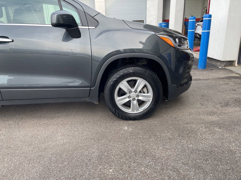 Used 2019 Chevrolet Trax LT w/ Driver Confidence Package image 9
