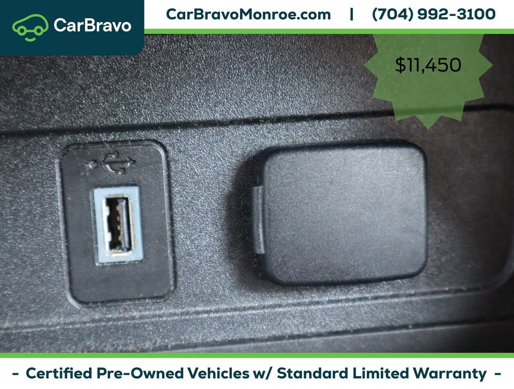 Used 2019 Ford Escape SE FWD image 33