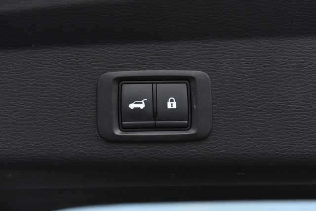Used 2025 Mitsubishi Outlander SE AWD/4WD image 29