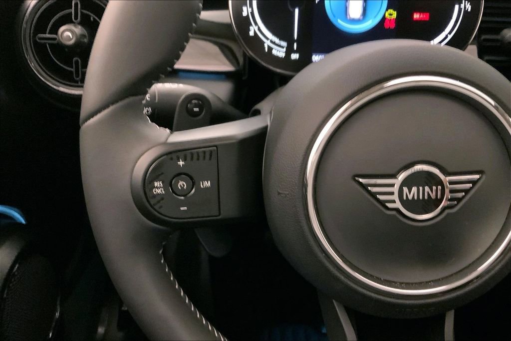 Certified 2024 MINI Cooper S FWD image 18