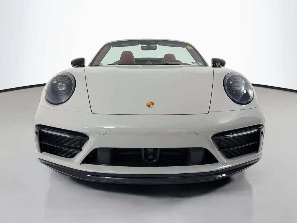 Certified 2023 Porsche 911 Cabriolet image 6