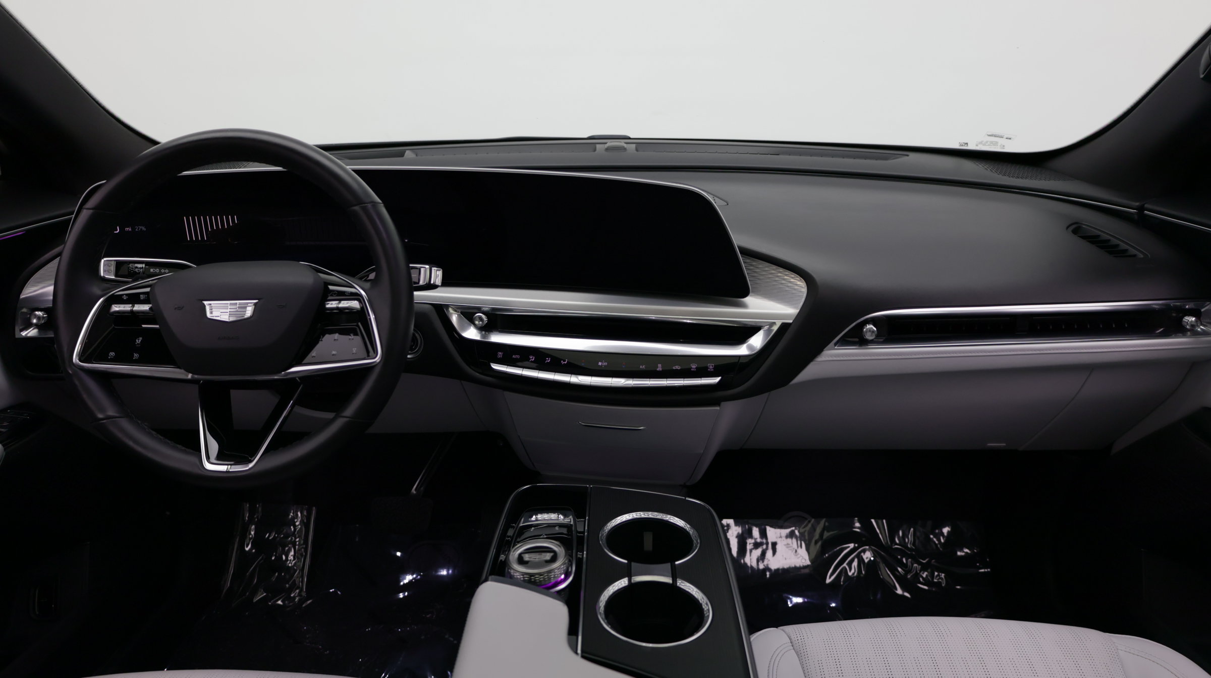 Used 2024 Cadillac Lyriq Luxury RWD image 30
