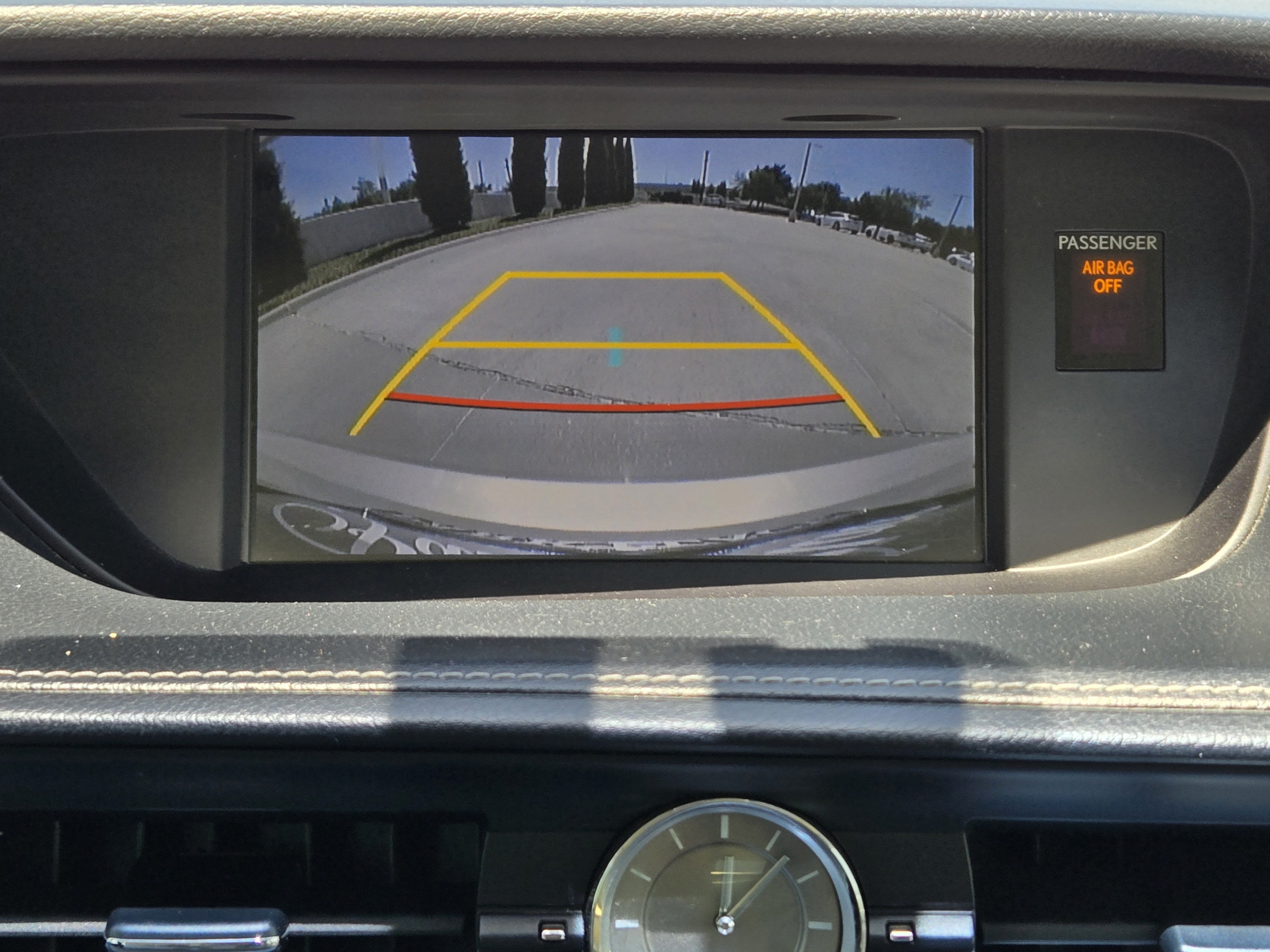 Used 2015 Lexus ES 350 w/ Luxury Package FWD image 14