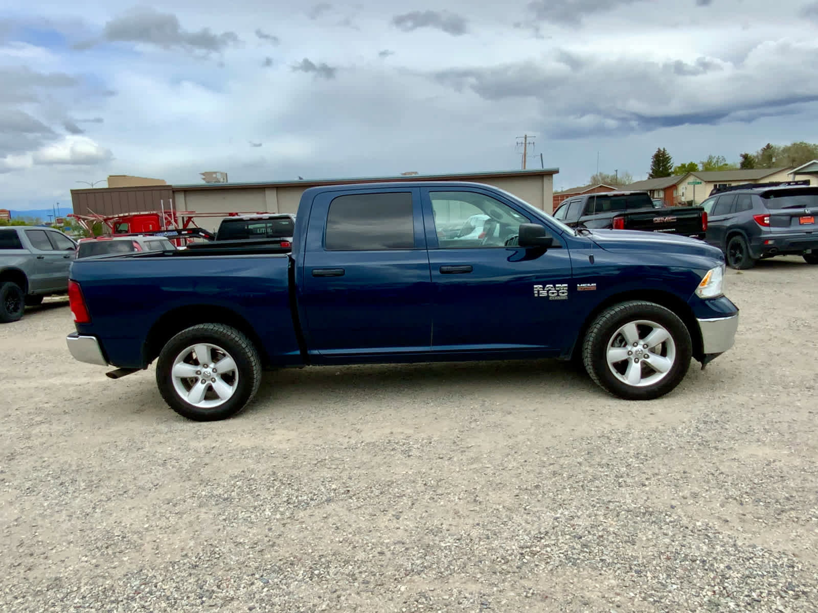Used 2023 RAM 1500 Classic SLT AWD/4WD image 5