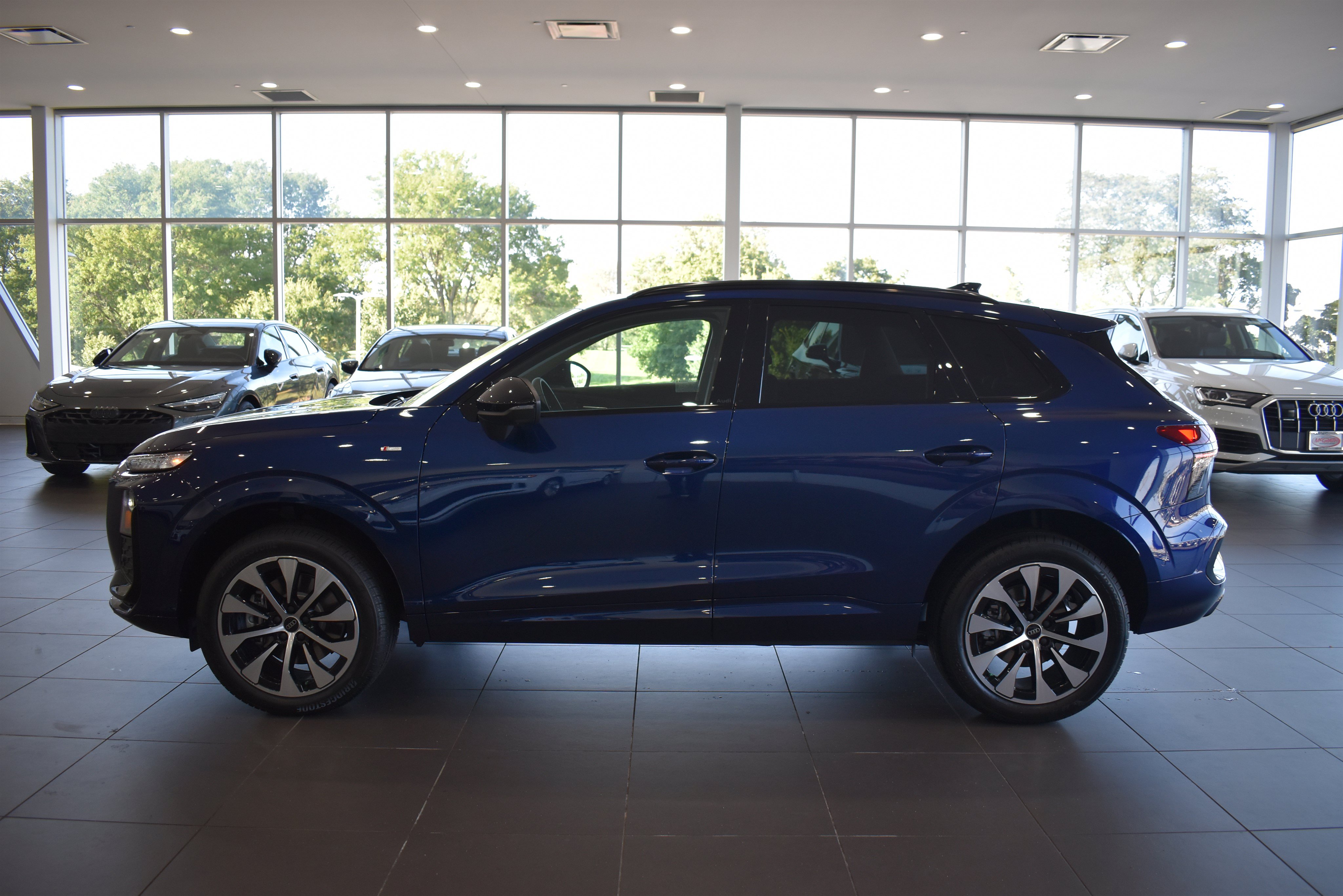 New 2026 Audi Q3 quattro 2.0T AWD/4WD image 4