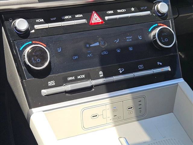 Certified 2024 Hyundai Santa Fe SEL FWD image 18