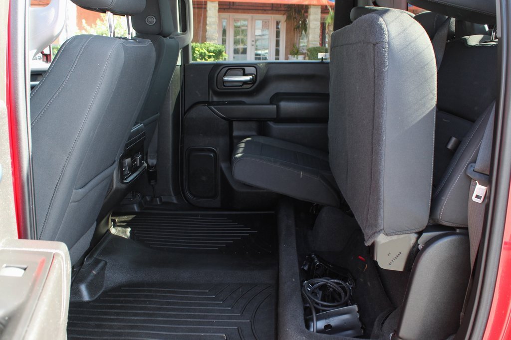 Used 2022 Chevrolet Silverado 2500 LT w/ Convenience Package image 32