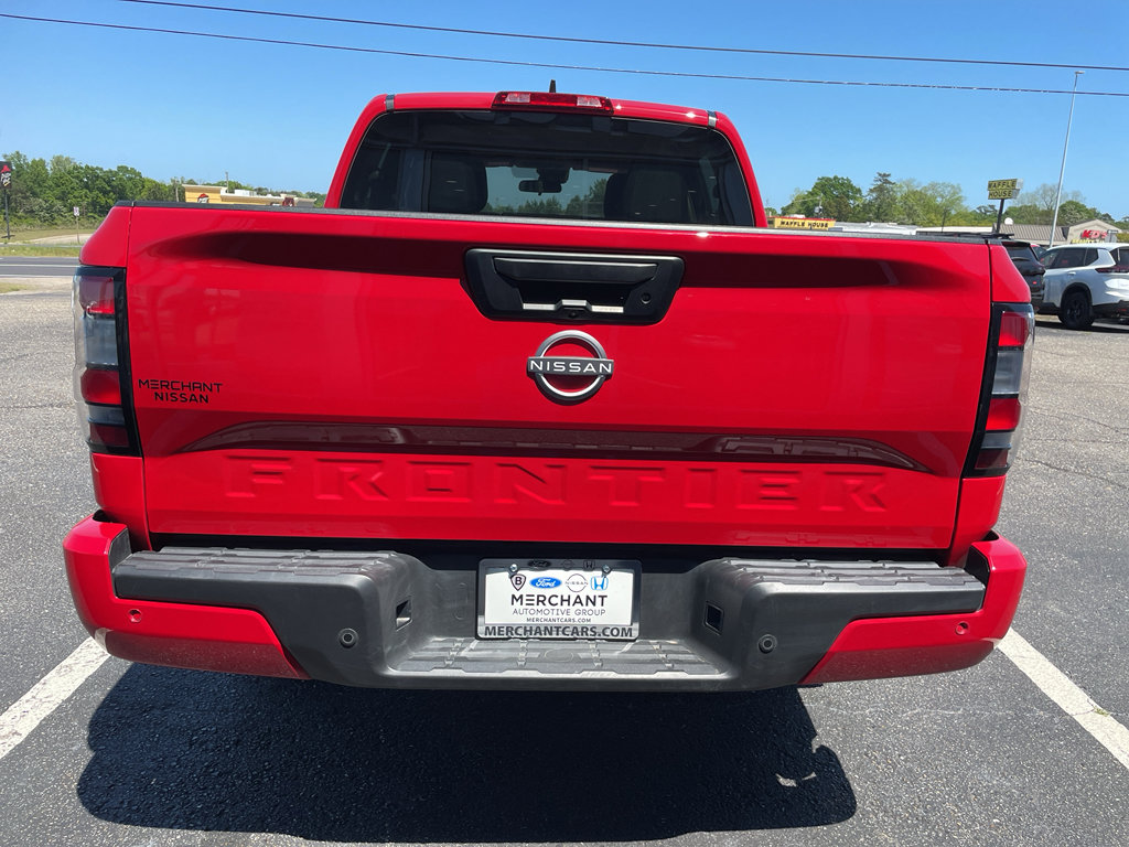 Certified 2025 Nissan Frontier SV image 20
