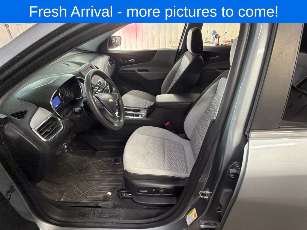 Used 2023 Chevrolet Equinox LT w/ LPO, Floor Liner Package AWD/4WD image 4