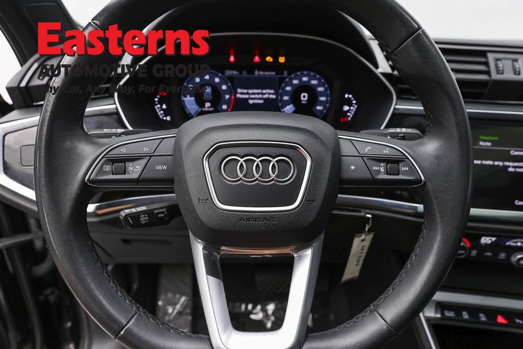 Used 2025 Audi Q3 2.0T Premium AWD/4WD image 12