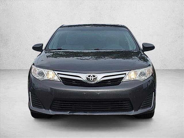 Used 2012 Toyota Camry LE FWD image 2