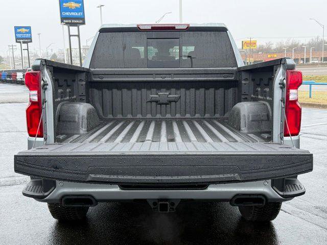 New 2026 Chevrolet Silverado 1500 RST w/ Dark Appearance Package image 10