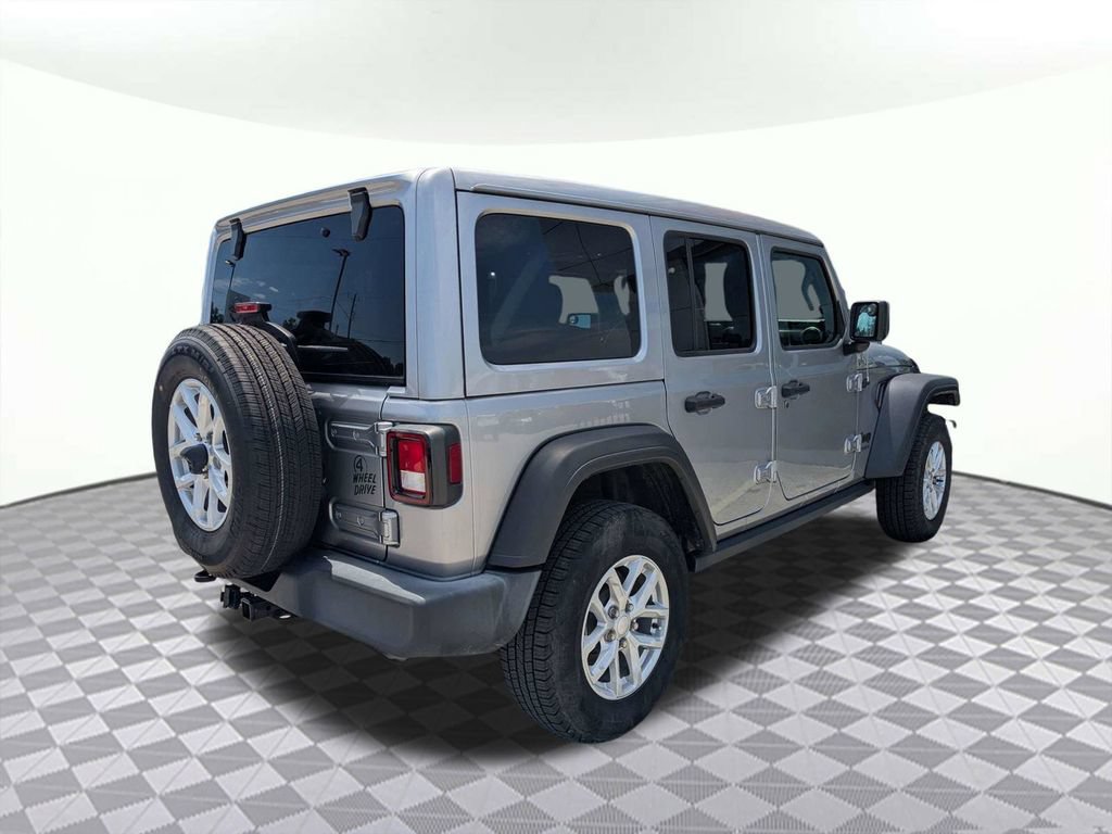 Used 2021 Jeep Wrangler Unlimited Sport AWD/4WD image 3