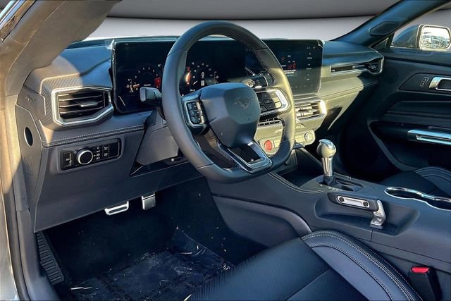 Used 2025 Ford Mustang GT Premium w/ GT Performance Package image 7