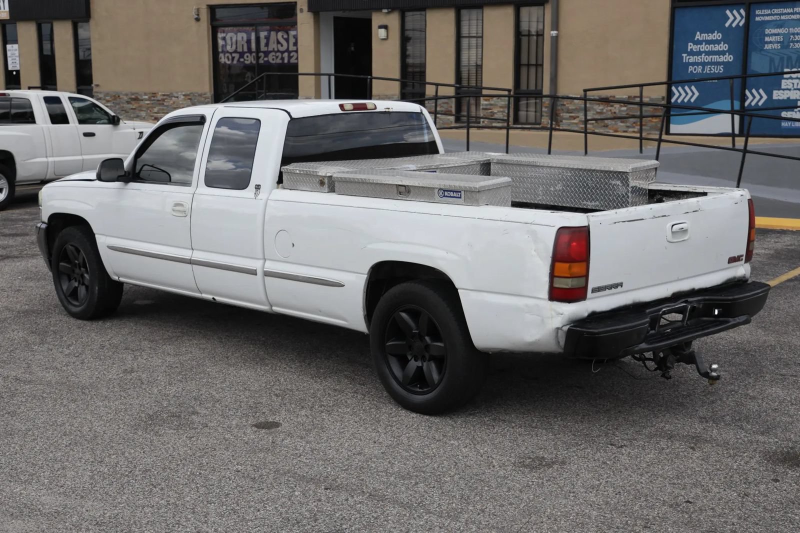 Used 2000 GMC Sierra 1500 2WD Extended Cab image 3