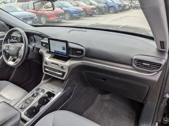 Certified 2021 Ford Explorer XLT w/ Equipment Group 202A image 22