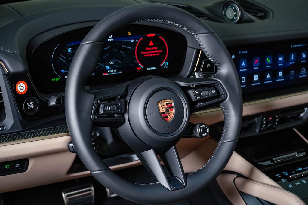 New 2026 Porsche Cayenne S AWD/4WD image 18