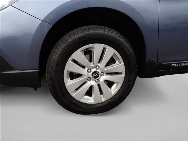 Used 2018 Subaru Outback 2.5i AWD/4WD image 7